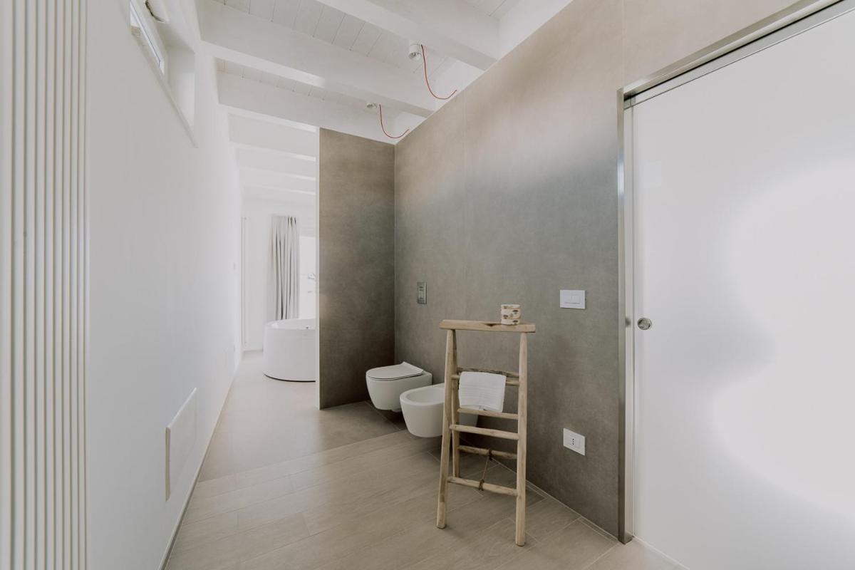 Suite Donna Edwige By Monholiday Monopoli Esterno foto