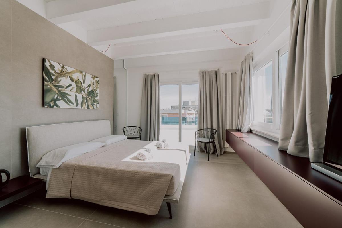 Suite Donna Edwige By Monholiday Monopoli Esterno foto